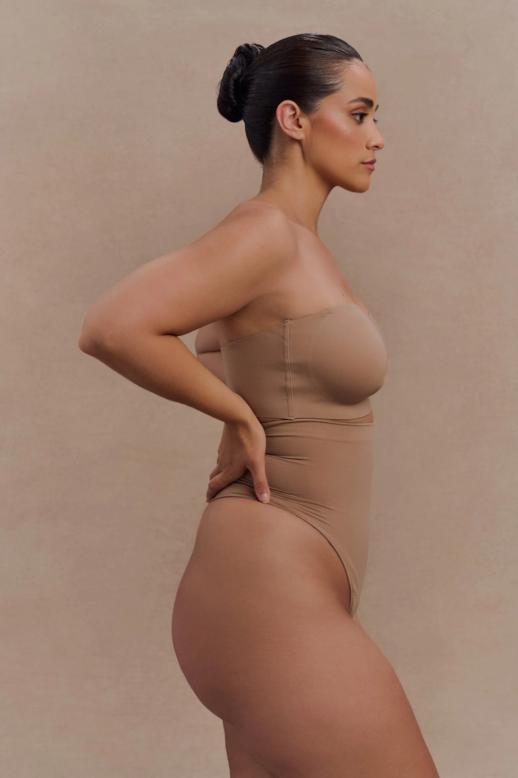 Joanna Strapless Shapewear Bra - Latte
