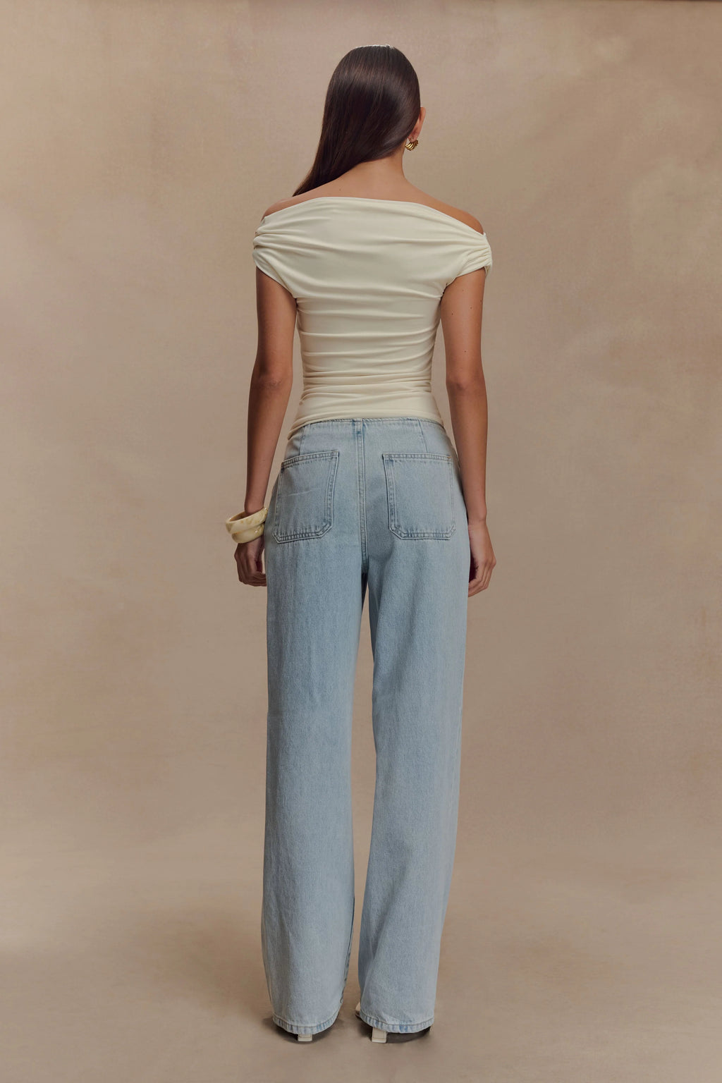 Kinsley Slinky Top With Hardware - Ivory