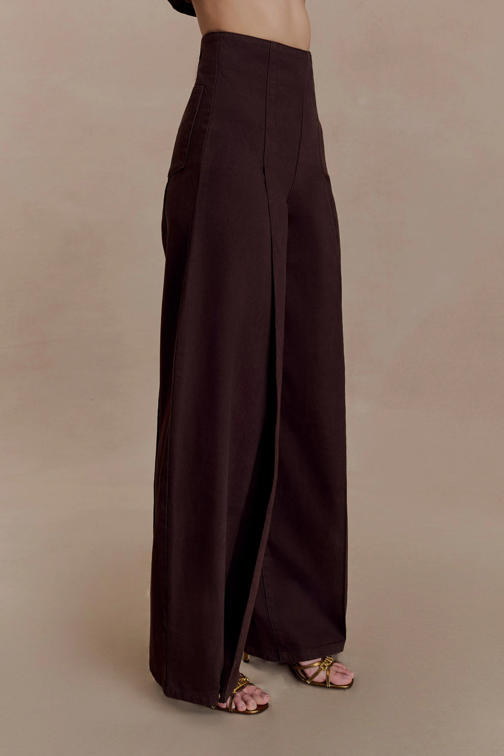 Beatrix High Rise Denim Jeans - Chocolate