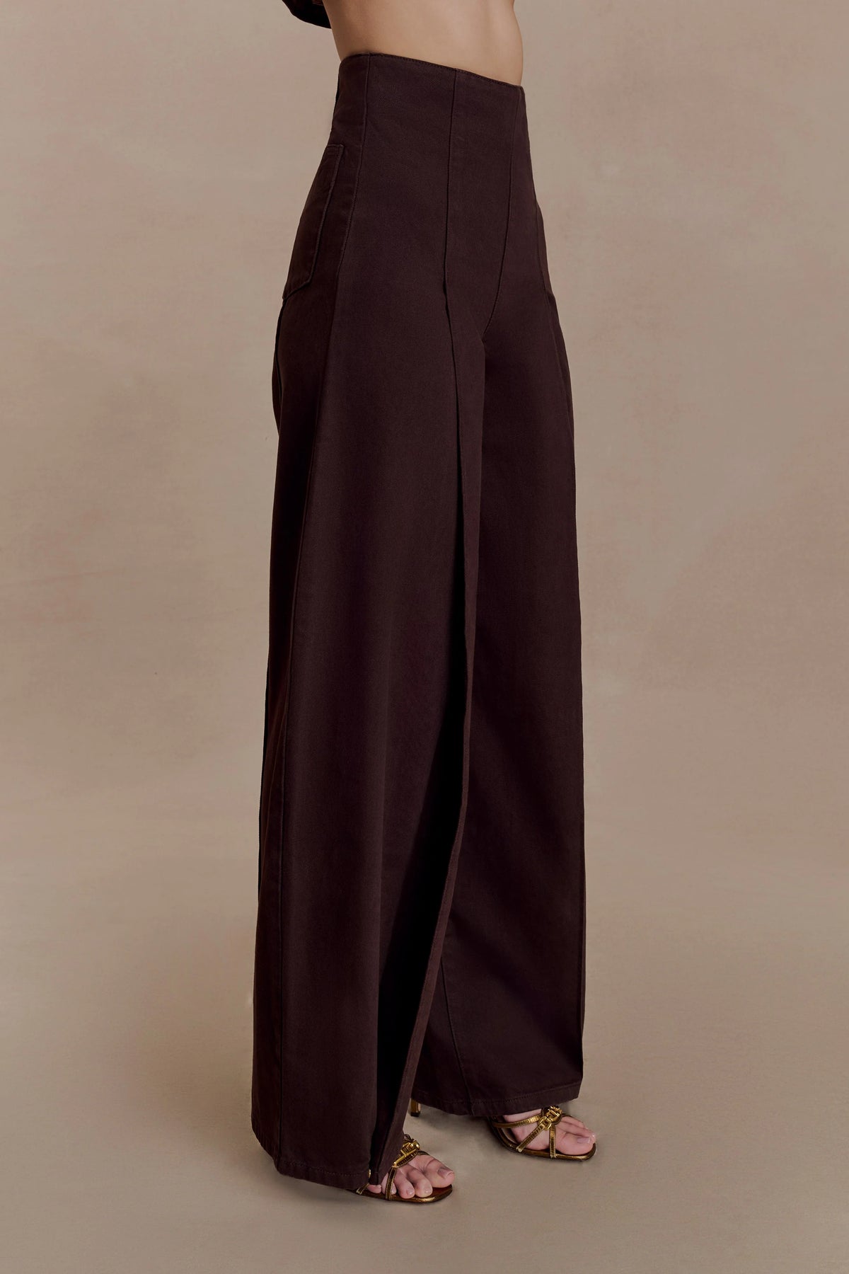 Beatrix High Rise Denim Jeans - Chocolate