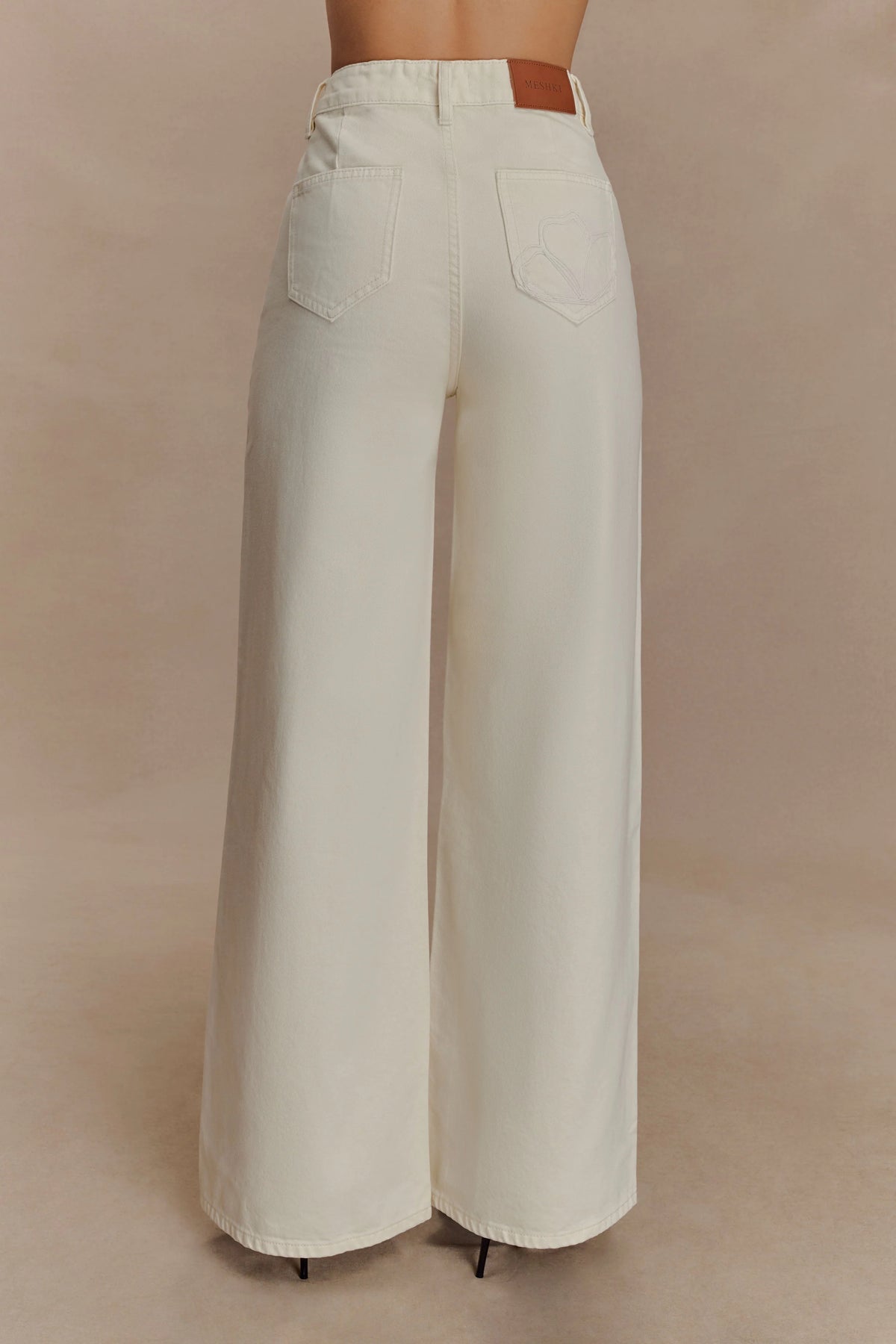 Carmella Embroided Jeans - Ecru