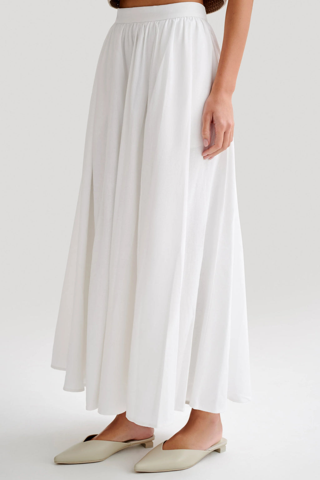 Clarence Linen A-Line Maxi Skirt - White