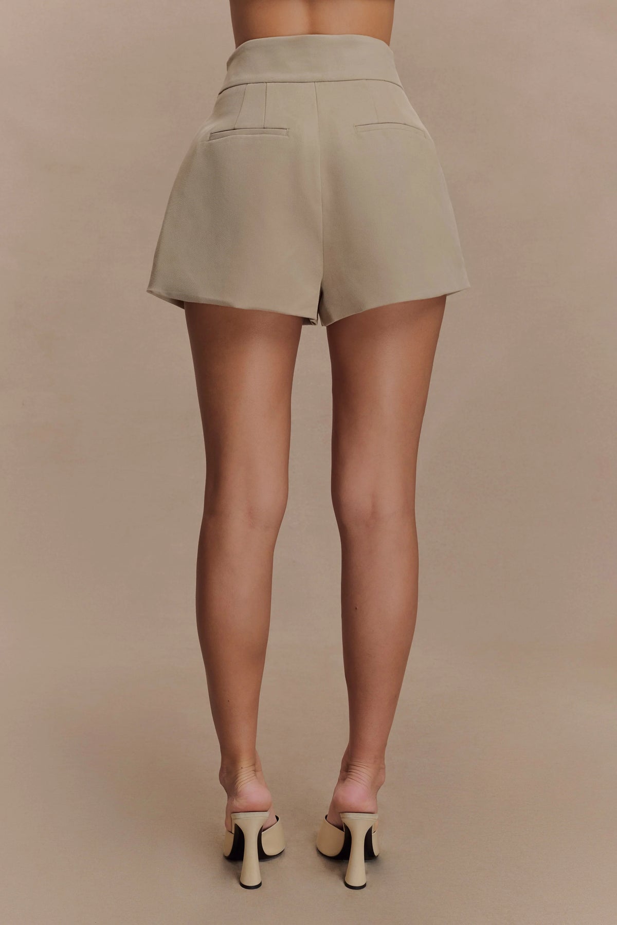 Alden High Waisted Short - Pebble